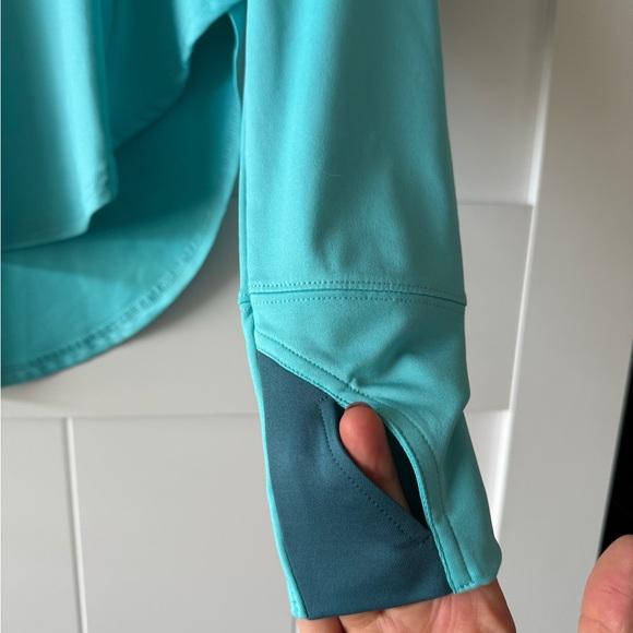 Legendary Whitetails Women's Trail Blazer 1/4 Zip Performance Glacier Blue Shirt - Picture 8 of 13